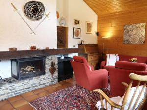 Chalet Les Clarines by Interhome