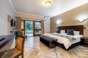 Hotel Numbi & Garden Suites