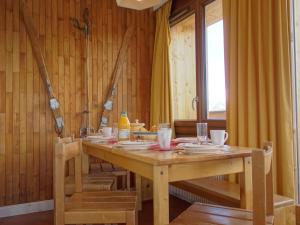 Appartements Apartment Les Grandes Balmes I et II - Le Lac-9 by Interhome : photos des chambres