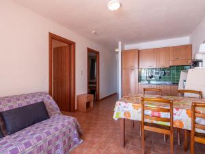 Apartment Casa Vecchi by Interhome