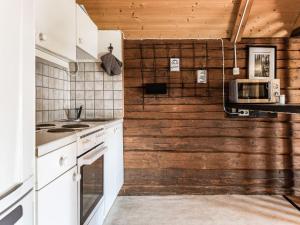 Holiday Home Skärvudde Torpet by Interhome