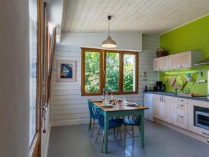 Maisons de vacances Holiday Home Gite au Jardin by Interhome : photos des chambres