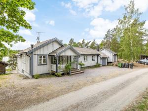 Holiday Home Bergstigen Gunnebo by Interhome
