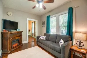 New Braunfels Vacation Rental on Lake Dunlap! - سيغوين