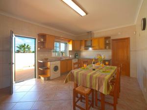 Holiday Home Alto da Rafoia by Interhome