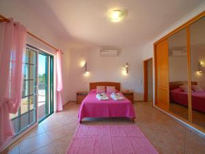 Holiday Home Alto da Rafoia by Interhome