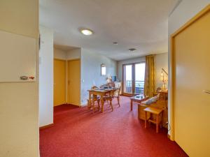 Apartment Bâtiment A-16 by Interhome