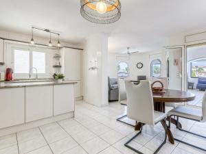 Holiday Home Sunset by Interhome