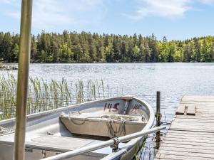 Holiday Home Erikstorp Femman by Interhome