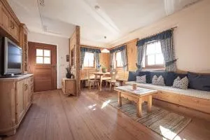 Kofler zw den Wänden Apt Enzian - Riva di Tures