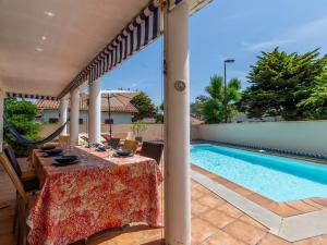 Maisons de vacances Holiday Home Corsaires by Interhome : photos des chambres