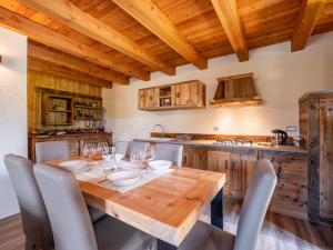 Apartment Les Combes by Interhome