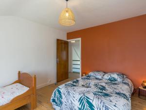 Maisons de vacances Holiday Home Chez Pascaline by Interhome : photos des chambres