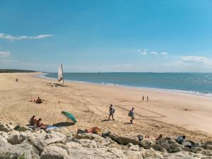 Maisons de vacances Holiday Home Les Rosiers by Interhome : photos des chambres