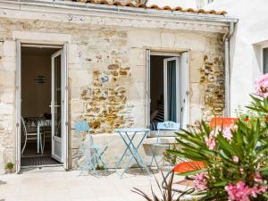 Maisons de vacances Holiday Home Les Rosiers by Interhome : photos des chambres