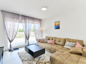 Holiday Home Sunset by Interhome 
