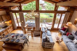 Chalet du Dard - ChamonixYear