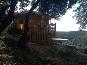 Chalets LOU CABANOT CHALET DE JARDIN CALME ET CONFORTABLE : photos des chambres