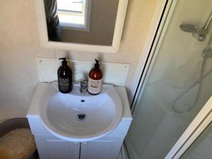 Charming house on large property on Vato