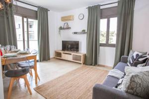 AL38 elegant apartment in Fenals beach