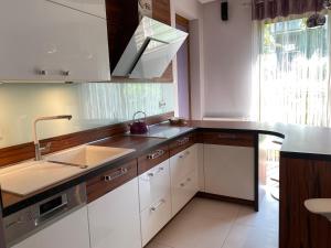 Ann Apartament Nadmorski Dwór
