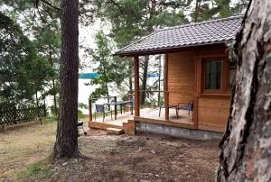 Domek letniskowy nad jeziorem Wdzydze - 韦茨泽基斯韦斯基