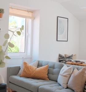 Downtown Terrace - 2 Bedroom Apt in Graça With Private & Sunny terrace!