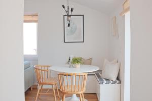 Downtown Terrace - 2 Bedroom Apt in Graça With Private & Sunny terrace!