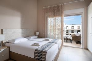 Sithonia Suites Luxury Apartments 4 Beds