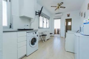 087 Sky Studio - Alicante Holiday