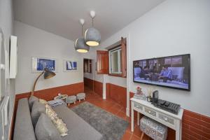 Lx Factory Apartment! Outside terrace