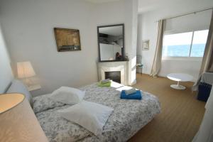 Appartements DIRECT FRONT BEACH SWIMMING POOL : photos des chambres