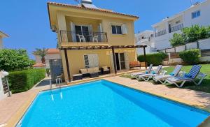 VILLA MARINA BY FIG TREE BAY