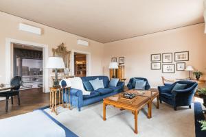 The Best Rent - Spacious apartment with terraces with panoramic view of Rome