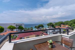 Rosy Suites Hotel