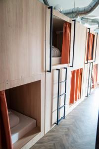 Bed in Deluxe Mixed Dormitory room in Kingkool The Hague City Hostel
