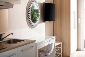 Sithonia Suites Luxury 3 Beds Studio, Semi-ground Floor