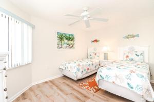 Ocean Village Club P25