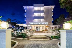 Hotel Ambassador Meuble