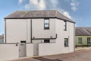 NEW Romantic, dog friendly hideaway, Snowdon views