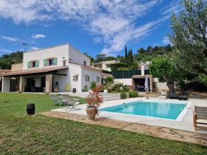 Villas Villa a la Vaunage avec piscine : photos des chambres