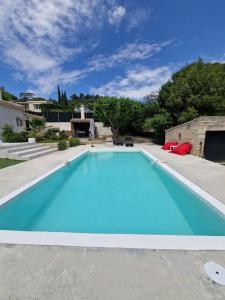 Villas Villa a la Vaunage avec piscine : photos des chambres