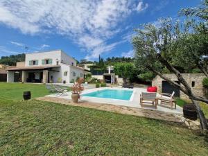 Villas Villa a la Vaunage avec piscine : photos des chambres