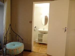 B&B / Chambres d'hotes DEDE DU VAL B&B : photos des chambres
