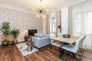 Chic 2BR in Historic Alfama | Heart of Lisbon Culture by Lisbeyond