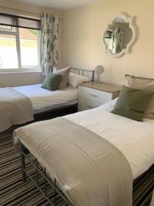 “Lemon Lodge” Bungalow in Liskeard, Cornwall (near Looe)
