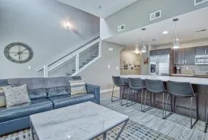 Modern Townhome near Old Town, Breweries, & River! - Laporte