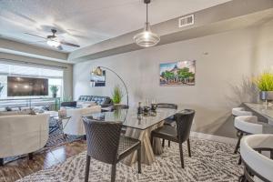 2 Bedroom townhome, super close to downtown FC!