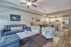 2 Bedroom townhome, super close to downtown FC! - Laporte