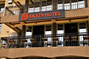 SKYZ9 HOTEL
